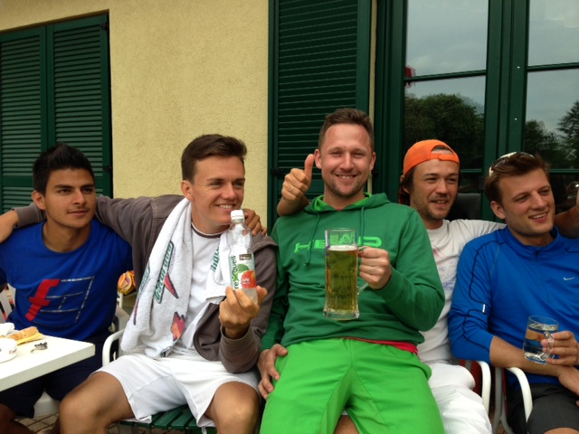 Meisterschaftsauftakt